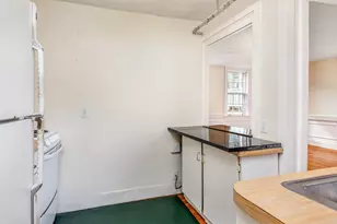 20 Darling St, Marblehead, MA 01945 - Photo 6