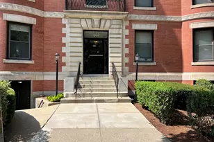 1064 Beacon St, Brookline, MA 02446 - Photo 6