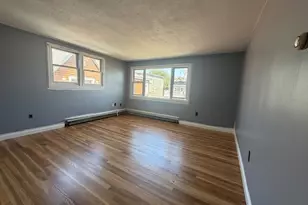 35 Pearl Ave, Winthrop, MA 02152 - Photo 4