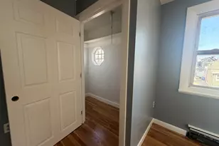 35 Pearl Ave, Winthrop, MA 02152 - Photo 10