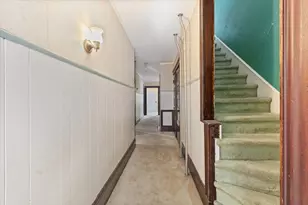 98 Webster St, Haverhill, MA 01830 - Photo 32