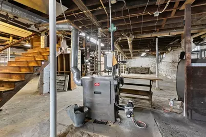 98 Webster Street, Haverhill, MA 01830 - Photo 36