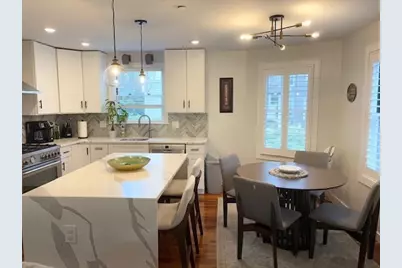 242 R Broadway #1, Somerville, MA 02145 - Photo 2