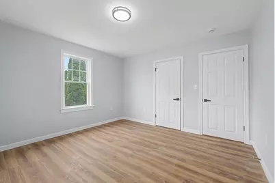 298 King St, Fall River, MA 02724 - Photo 4