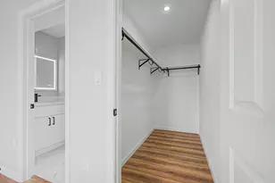 298 King St, Fall River, MA 02724 - Photo 12