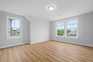 298 King St, Fall River, MA 02724 - Photo 12