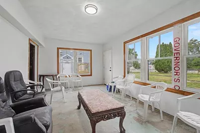 298 King St, Fall River, MA 02724 - Photo 14