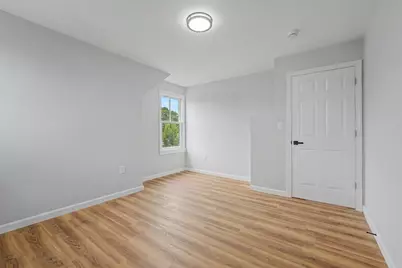 298 King St, Fall River, MA 02724 - Photo 8