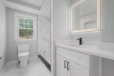 298 King St, Fall River, MA 02724 - Photo 6