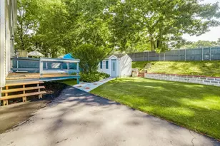40 Azalea Dr, Taunton, MA 02718 - Photo 32
