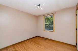 40 Azalea Dr, Taunton, MA 02718 - Photo 20