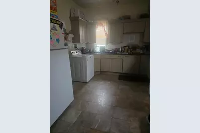 355 Medford St #1, Somerville, MA 02145 - Photo 4