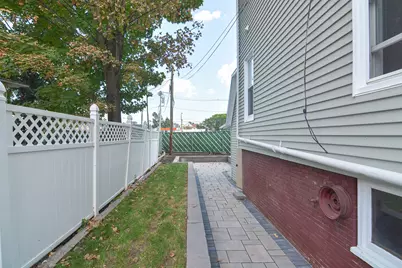 8 Melvin St #2, Somerville, MA 02145 - Photo 32