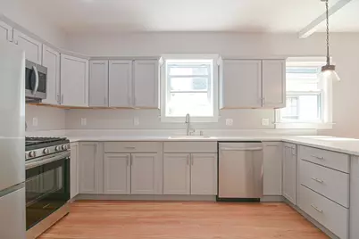8 Melvin St #2, Somerville, MA 02145 - Photo 10