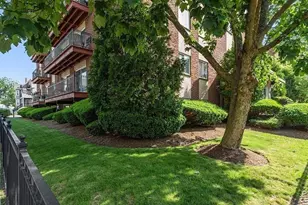29 Custer St, Boston, MA 02130 - Photo 16