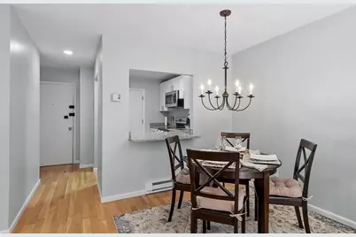 29 Custer St #201, Boston, MA 02130 - Photo 6