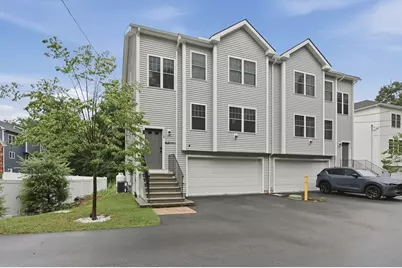 670A Burncoat St #A, Worcester, MA 01606 - Photo 2