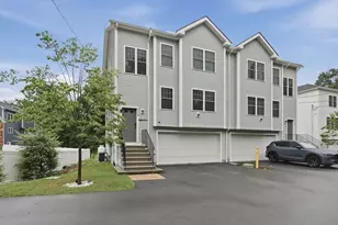 670A Burncoat St, Worcester, MA 01606 - Photo 2