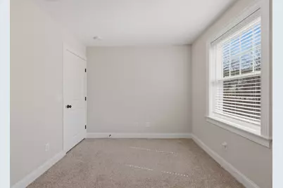 670A Burncoat St #A, Worcester, MA 01606 - Photo 18