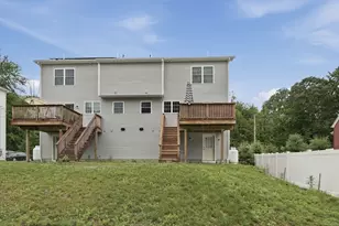 670A Burncoat St, Worcester, MA 01606 - Photo 28