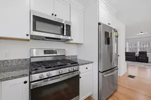 670 Burncoat St, Worcester, MA 01606 - Photo 8
