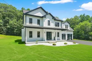 139 Middle Rd, Southampton, MA 01073 - Photo 1