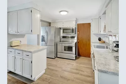 343 Lexington Street, Woburn, MA 01801 - Photo 14