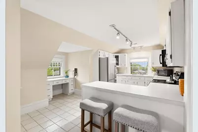 39 Broad St #5, Newburyport, MA 01950 - Photo 12