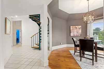 39 Broad St #5, Newburyport, MA 01950 - Photo 8