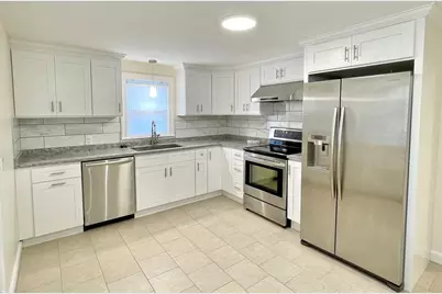 6 Booth St, Quincy, MA 02169 - Photo 2