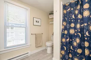 180 State St, Northampton, MA 01060 - Photo 16