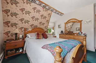 10-12 Pleasant St, Royalston, MA 01368 - Photo 18
