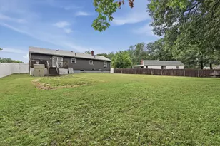 8 Causeway Terrace, Leominster, MA 01453 - Photo 24