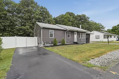 8 Causeway Terrace, Leominster, MA 01453 - Photo 1