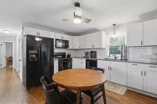 8 Causeway Terrace, Leominster, MA 01453 - Photo 6