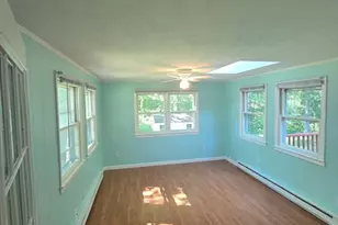 135 Red Fox Dr, Agawam, MA 01030 - Photo 14
