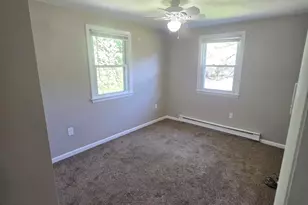 135 Red Fox Dr, Agawam, MA 01030 - Photo 22