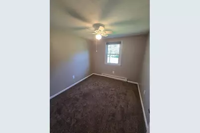 135 Red Fox Dr, Agawam, MA 01030 - Photo 24