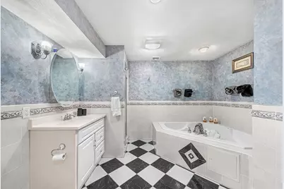13 Oak St, Boston, MA 02129 - Photo 22