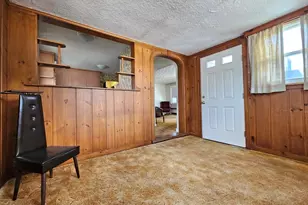 29 Bateman Ave, Revere, MA 02151 - Photo 6