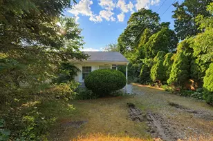 18 Cobb Ave, Yarmouth, MA 02675 - Photo 26