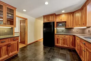 418 State St, Amherst, MA 01002 - Photo 6