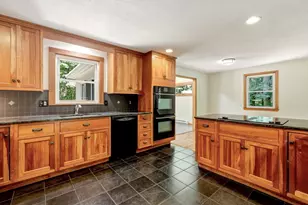418 State St, Amherst, MA 01002 - Photo 4