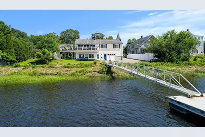 425 Main St, Amesbury, MA 01913 - Photo 32