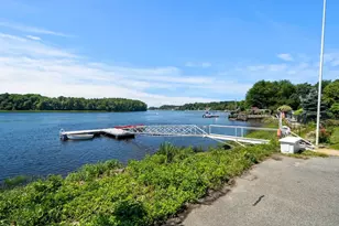 425 Main St, Amesbury, MA 01913 - Photo 34