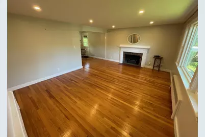 12 Anna Road, Woburn, MA 01801 - Photo 2