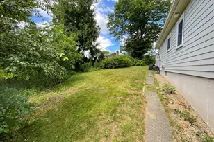 12 Anna Rd, Woburn, MA 01801 - Photo 22