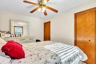 21 Arrowsic St, Worcester, MA 01604 - Photo 12