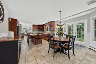 70 Holly Berry Ln, Hanover, MA 02339 - Photo 6
