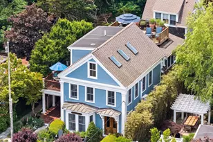48 Commercial St, Provincetown, MA 02657 - Photo 2